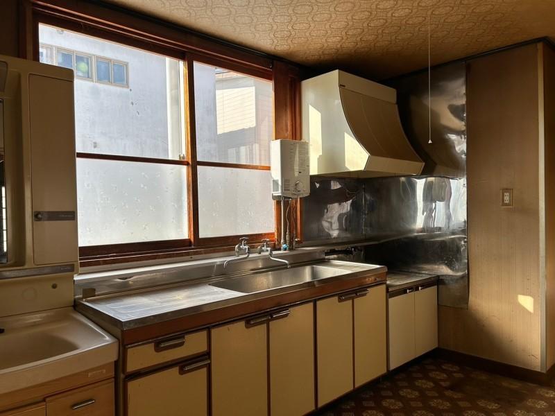 愛国東2丁目　二世帯 内観