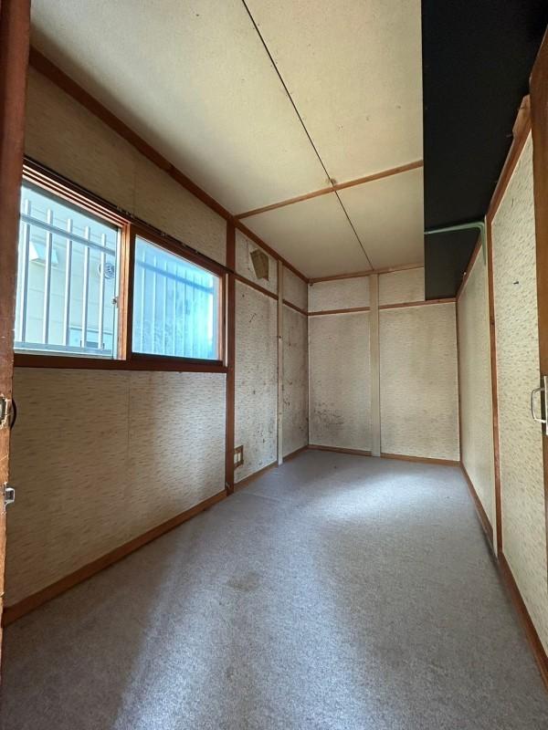 愛国東2丁目　二世帯 内観