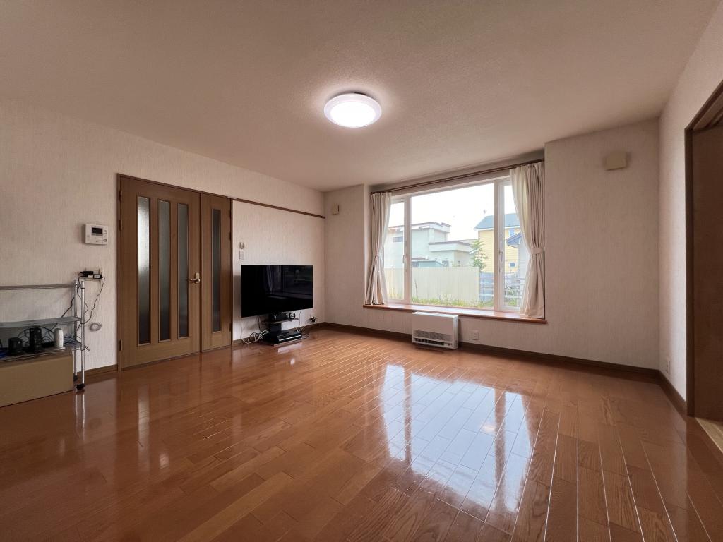 愛国西４丁目　中古戸建 内観