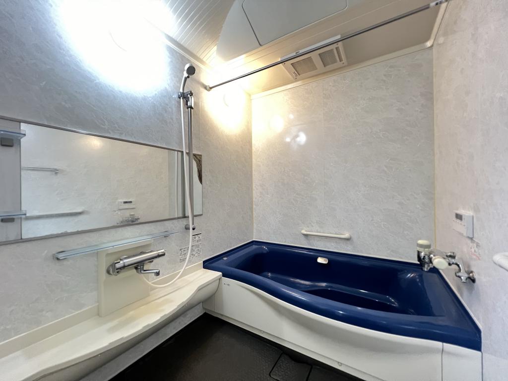 愛国西４丁目　中古戸建 内観