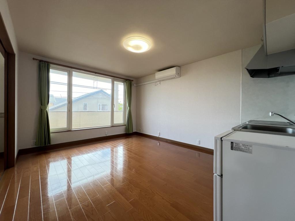 愛国西４丁目　中古戸建 内観