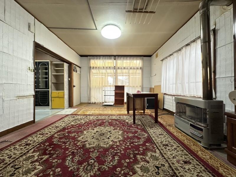 釧路市愛国西３丁目　中古戸建 内観