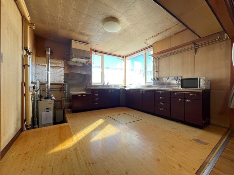 釧路市昭和北２丁目　中古戸建 内観