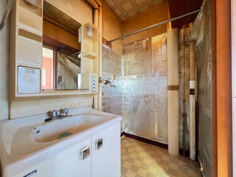 釧路市昭和北２丁目　中古戸建 内観