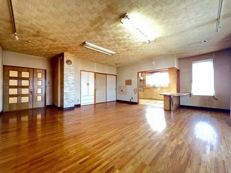 釧路市昭和北２丁目　中古戸建 内観