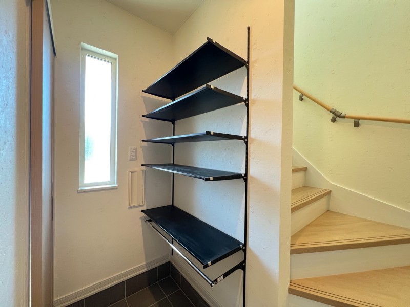 釧路市松浦町　築浅中古戸建 内観