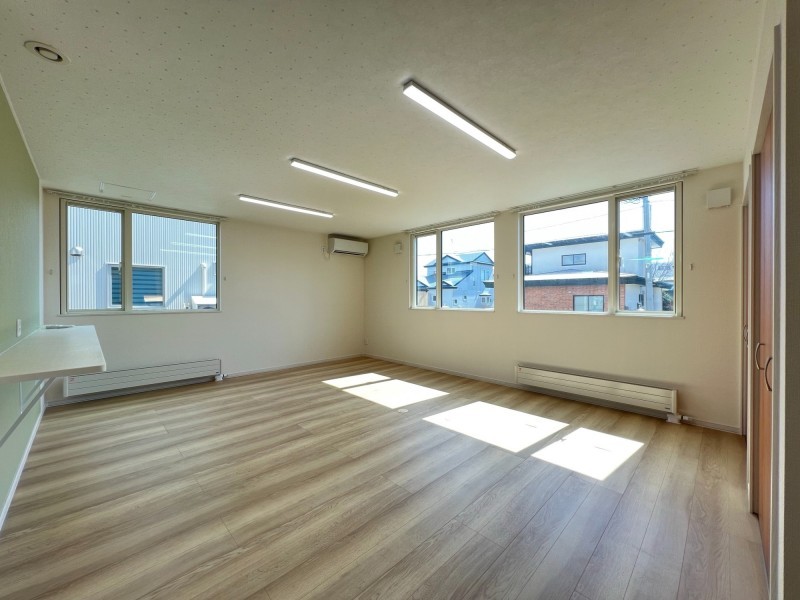 釧路市松浦町　築浅中古戸建 内観