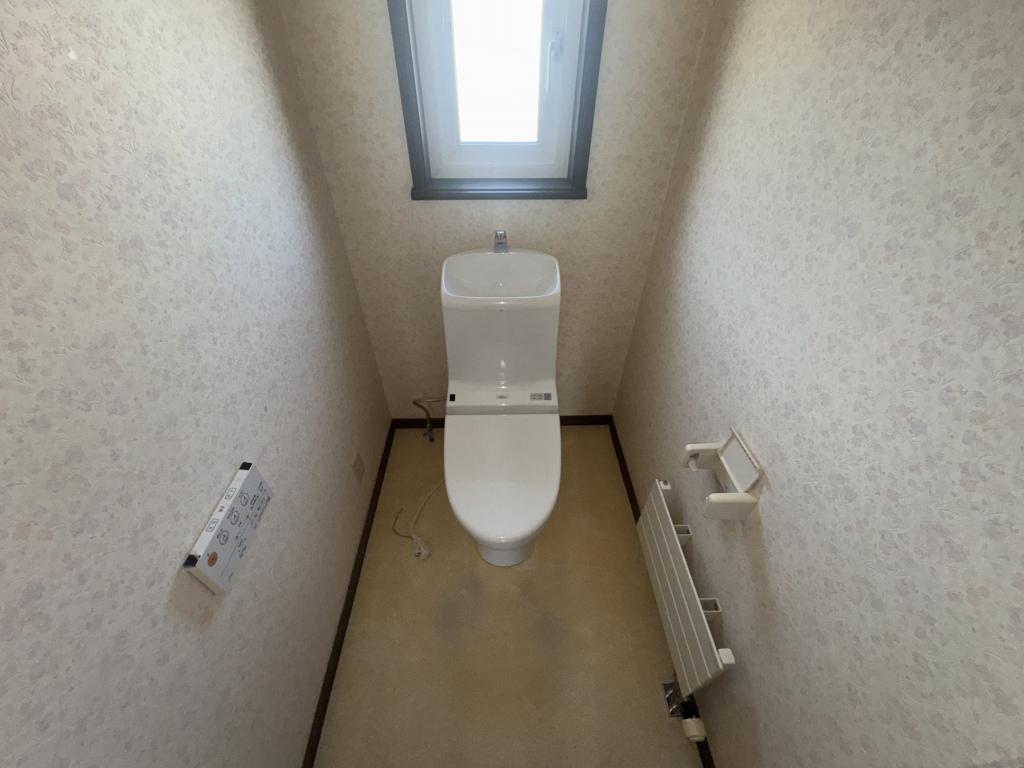 文苑4丁目　二世帯中古戸建 内観