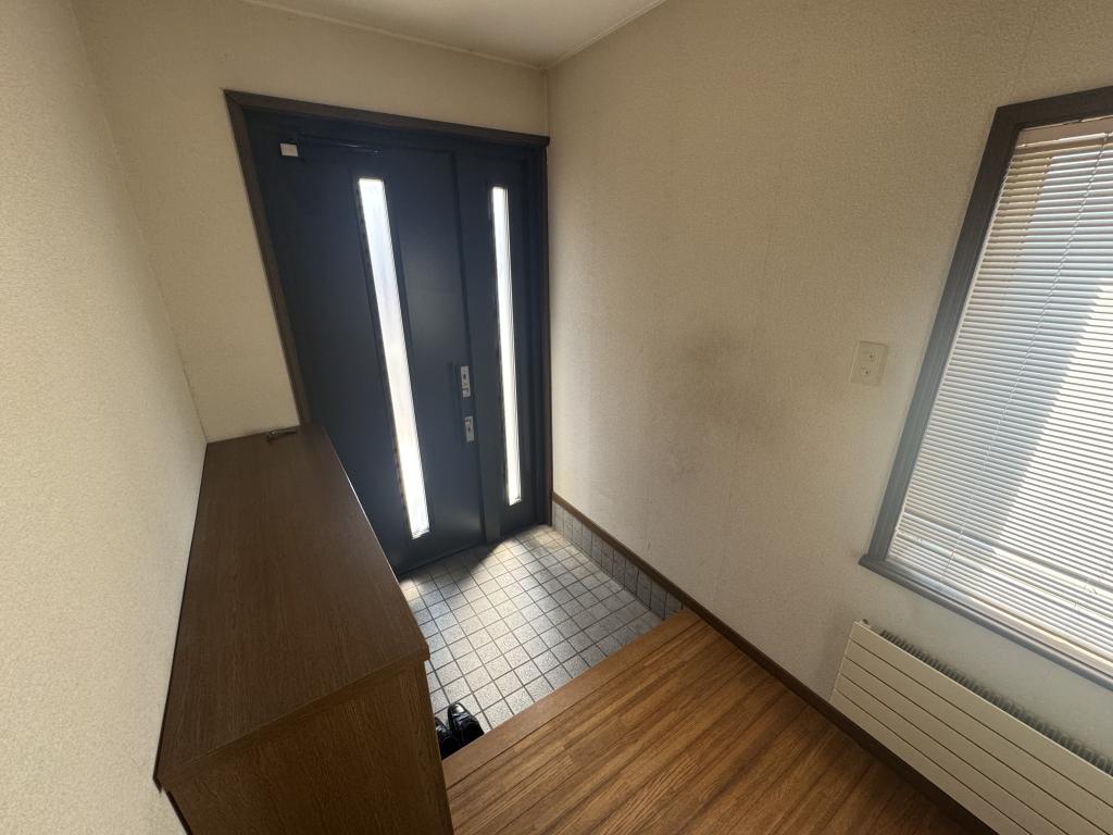 文苑4丁目　二世帯中古戸建 内観