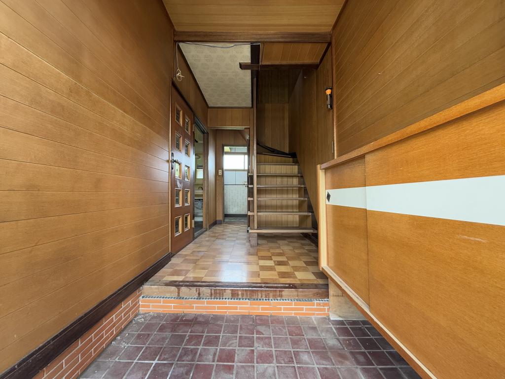 緑ヶ岡６丁目　中古戸建 内観