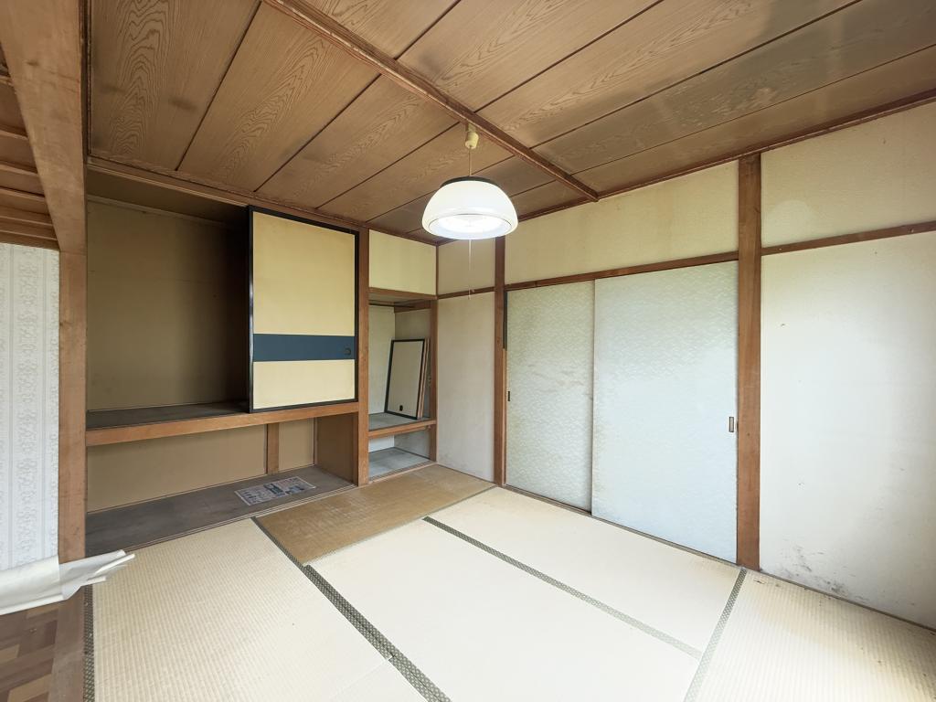 緑ヶ岡６丁目　中古戸建 内観