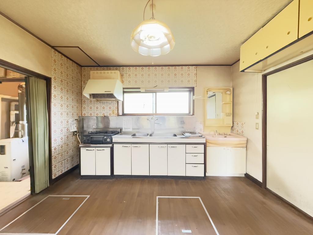 緑ヶ岡６丁目　中古戸建 内観