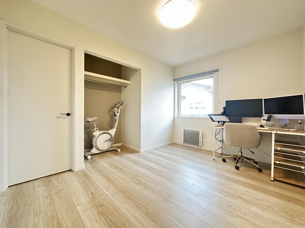 釧路市昭和北1丁目　中古戸建 内観