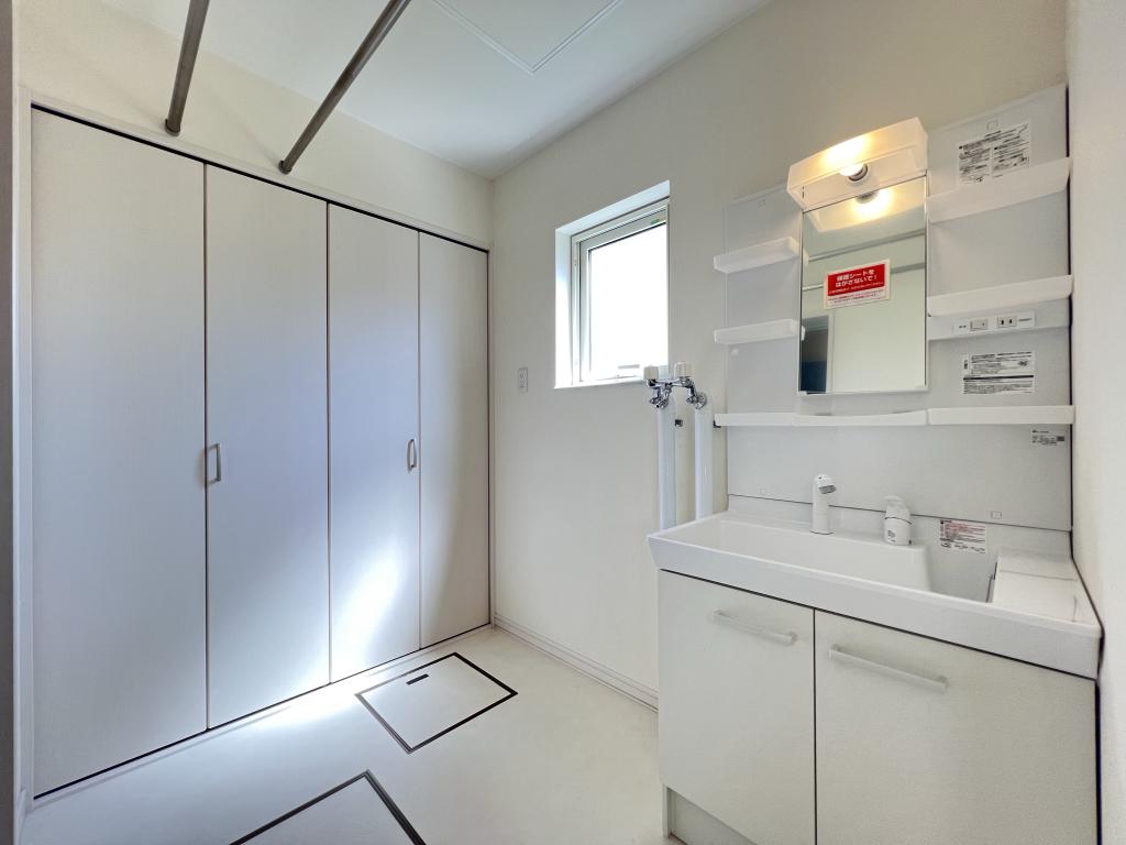 釧路市愛国東2丁目　中古戸建  内観