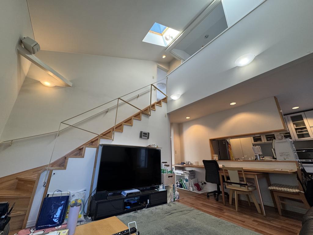 暁町　中古戸建 内観