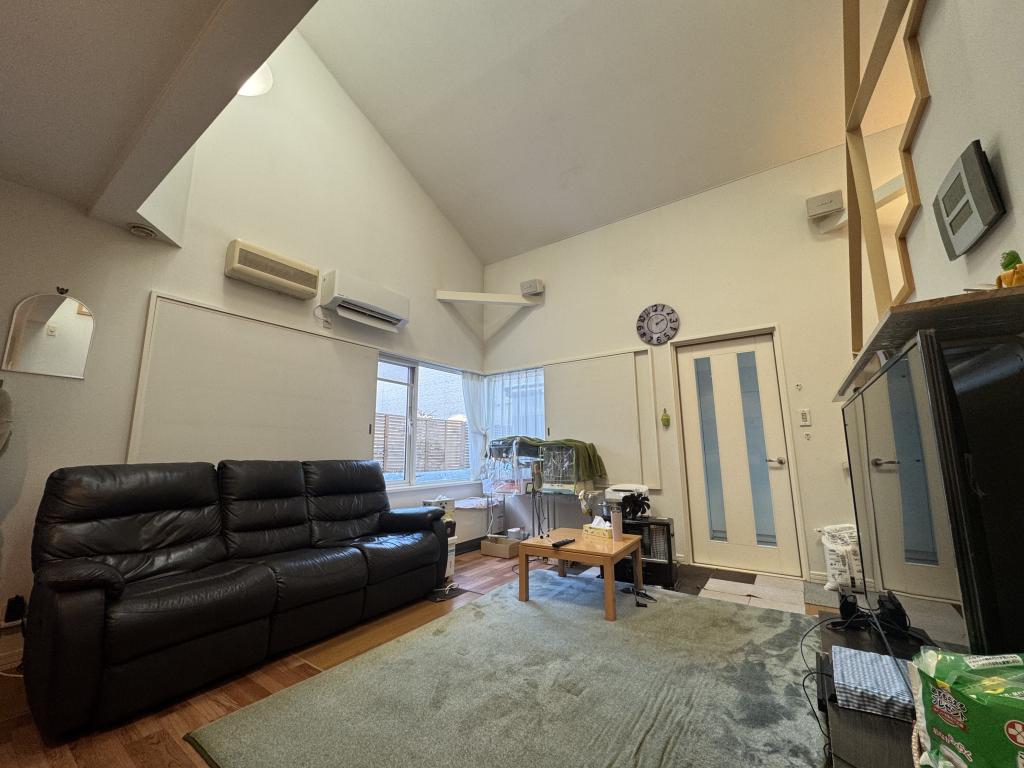 暁町　中古戸建 内観