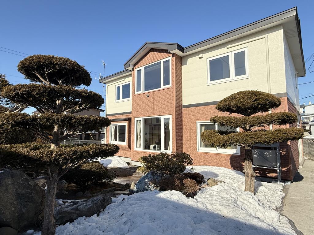 釧路市武佐２丁目　２世帯型中古戸建