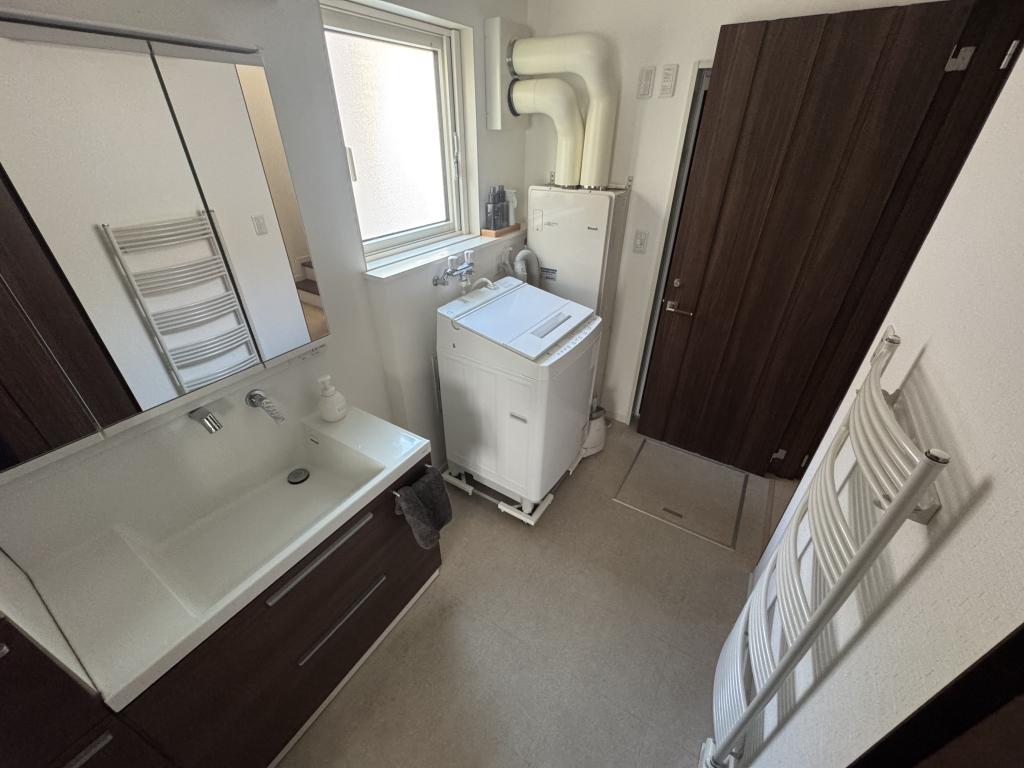 川端町　中古戸建 内観