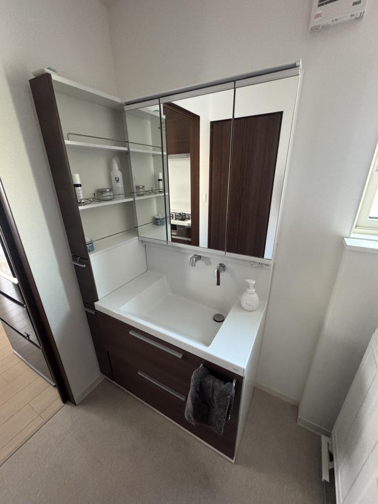 川端町　中古戸建 内観