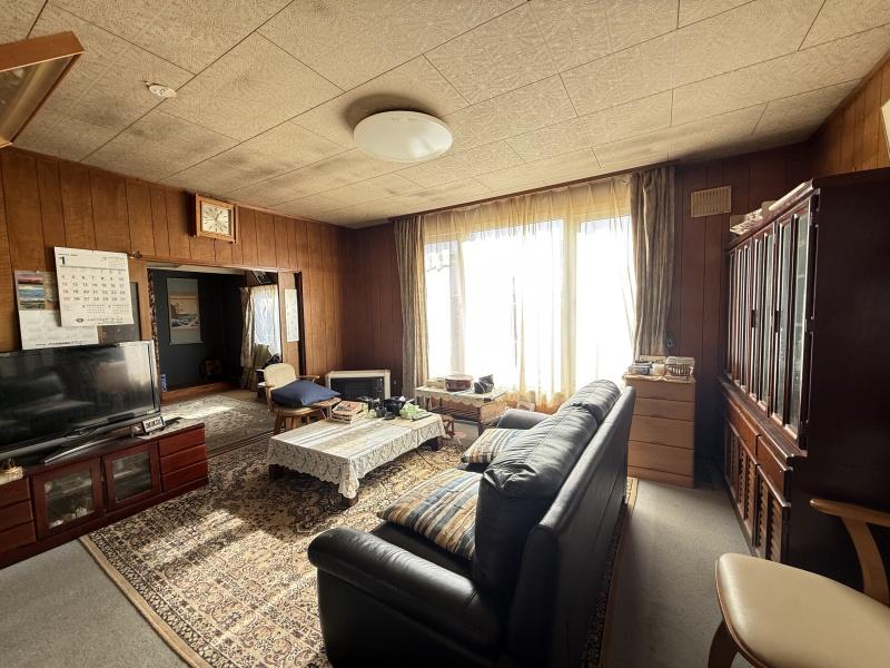 釧路市桜ケ岡４丁目　中古戸建 内観