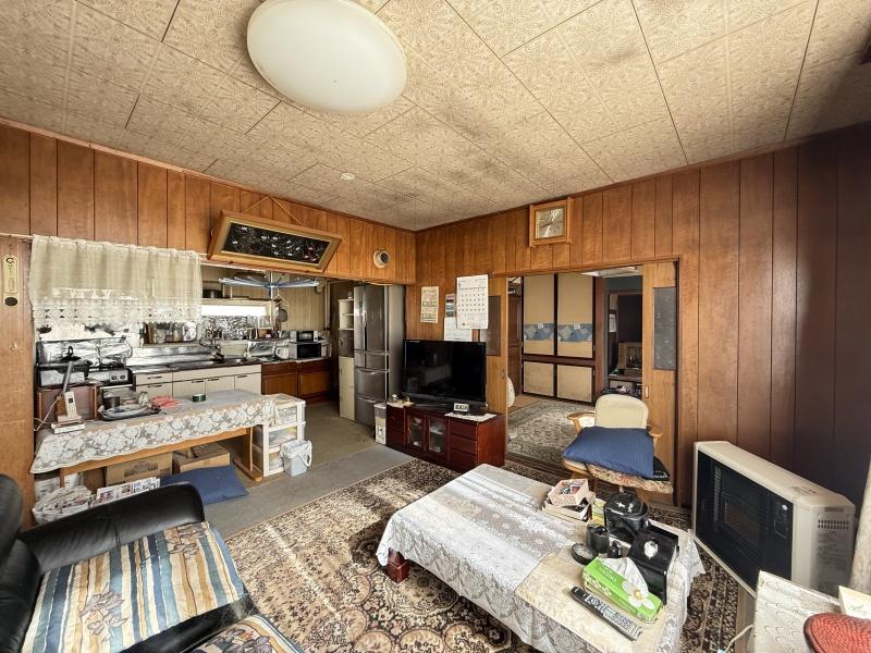 釧路市桜ケ岡４丁目　中古戸建 内観