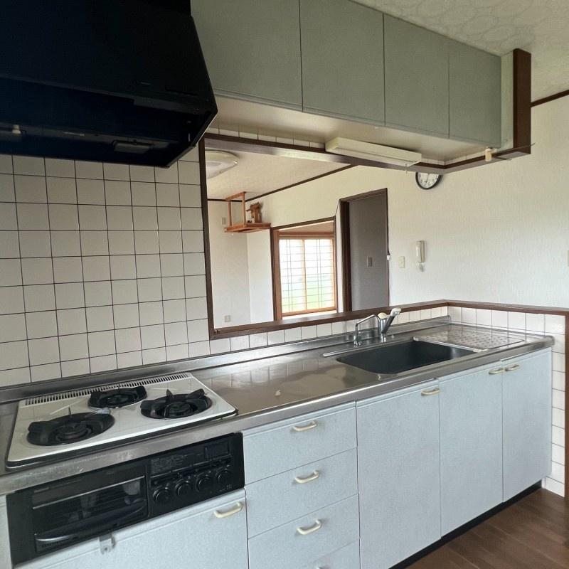 音別町共栄１丁目　中古戸建 内観