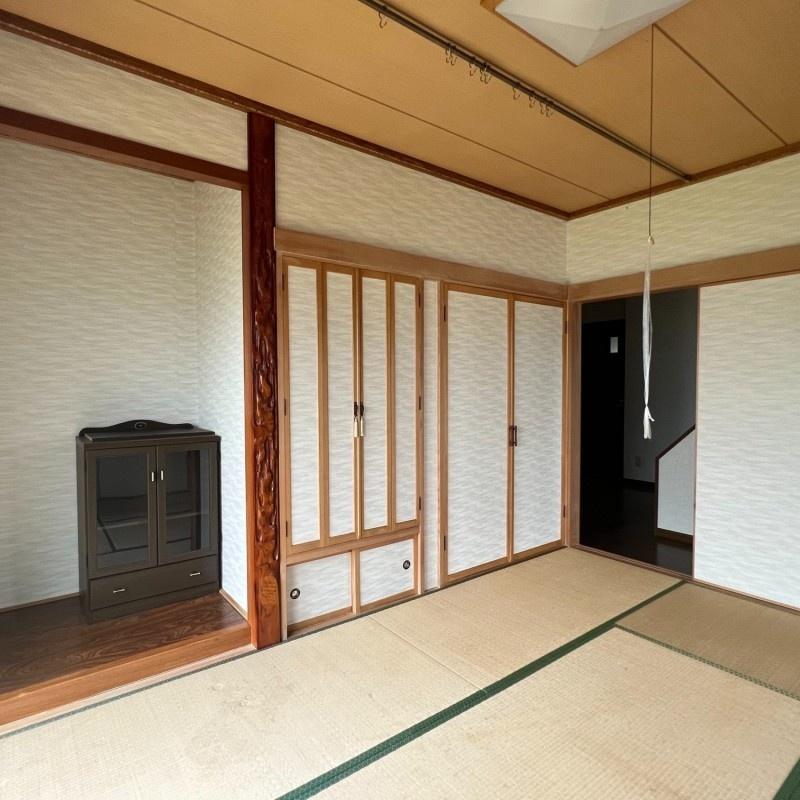 音別町共栄１丁目　中古戸建 内観