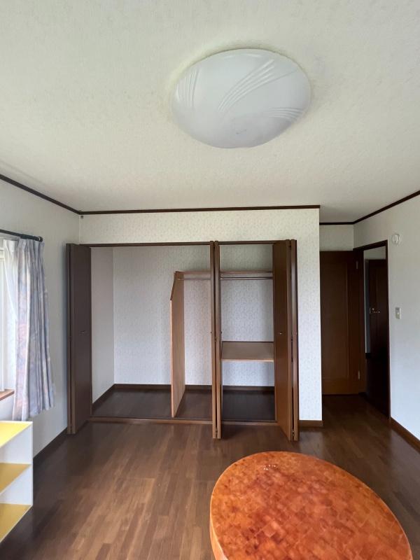 音別町共栄１丁目　中古戸建 内観