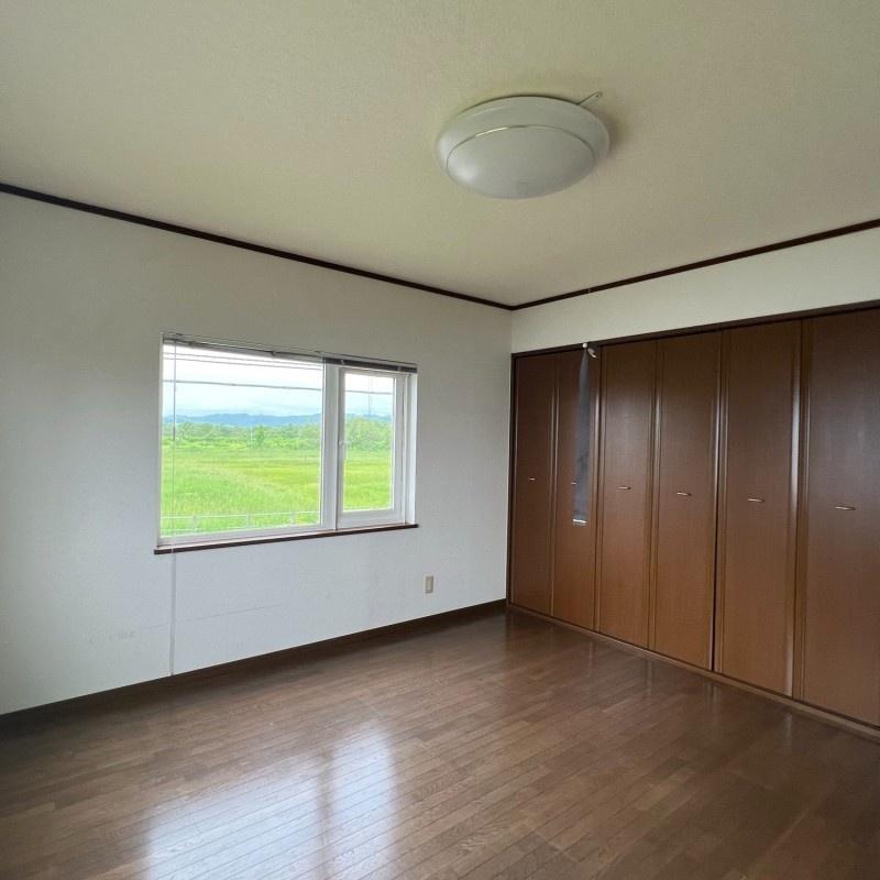 音別町共栄１丁目　中古戸建 内観