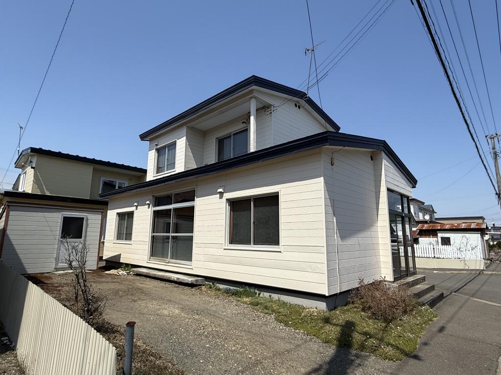 釧路市愛国西２丁目　中古戸建