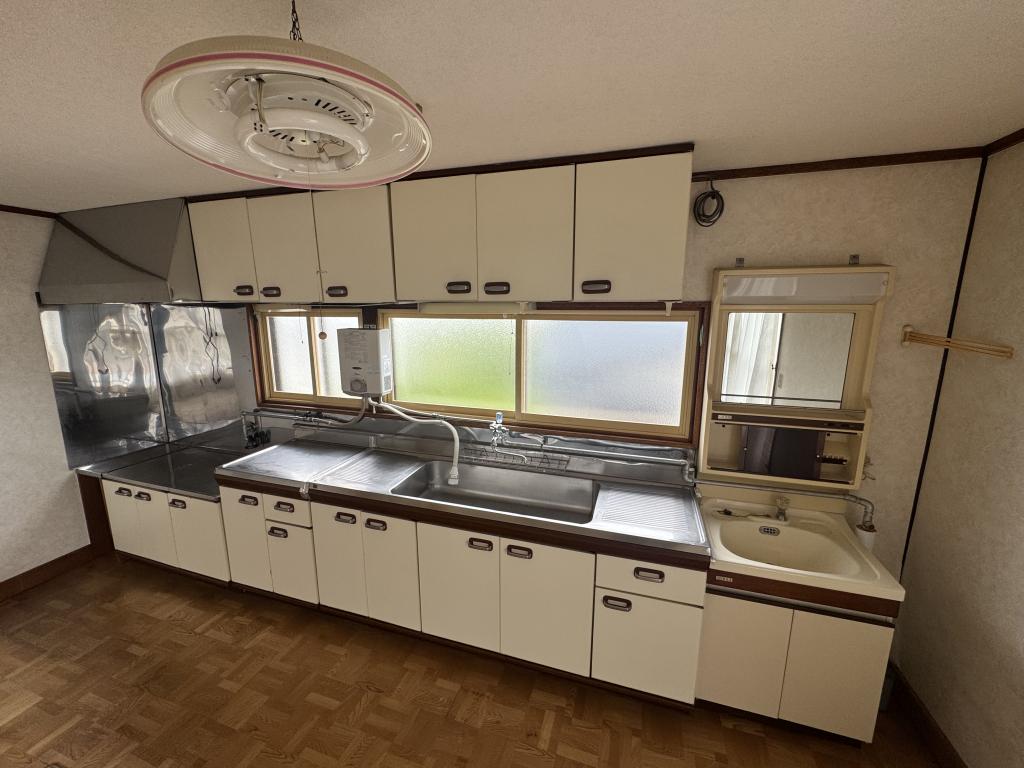 春採6丁目　中古戸建 内観