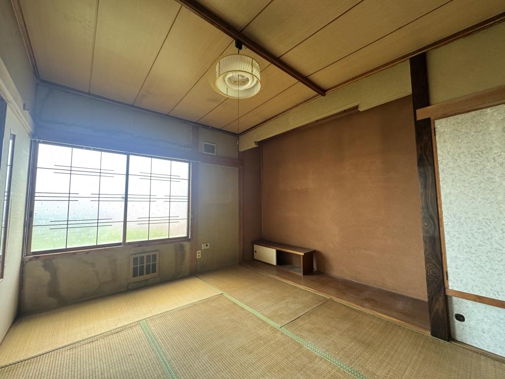 桜ケ岡6丁目　中古戸建 内観