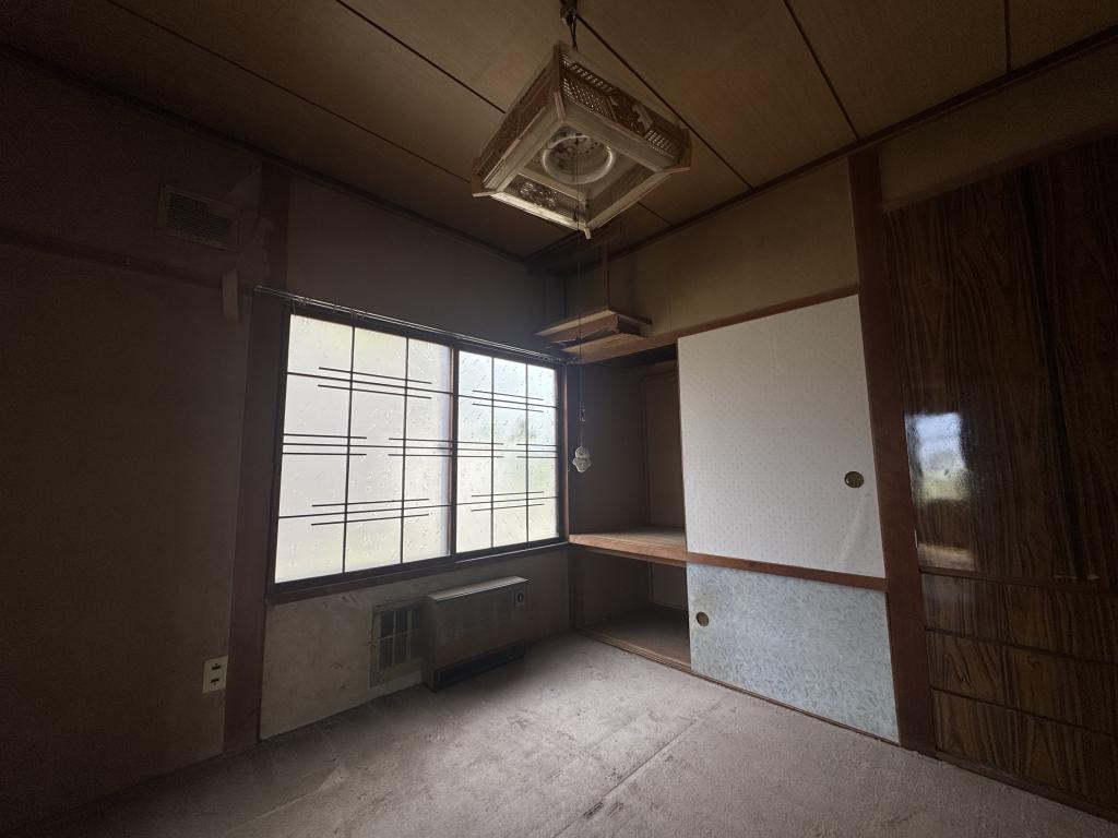 桜ケ岡6丁目　中古戸建 内観