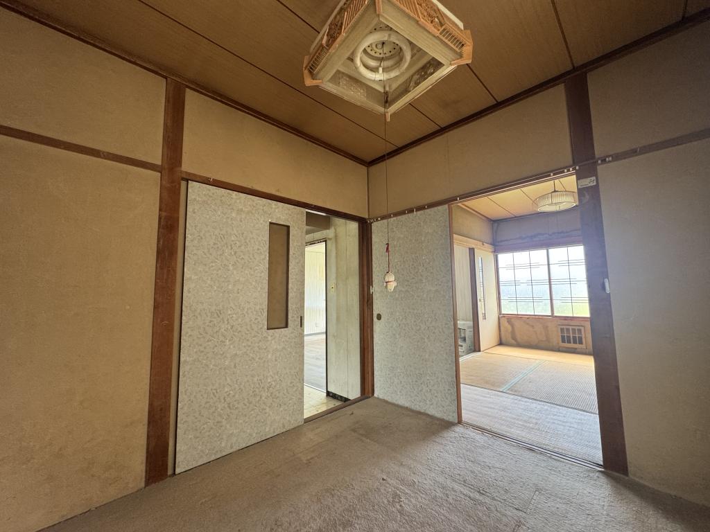桜ケ岡6丁目　中古戸建 内観