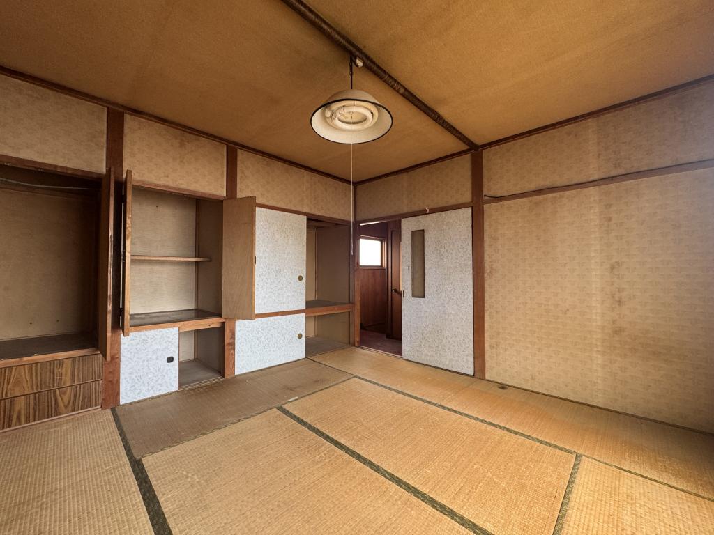 桜ケ岡6丁目　中古戸建 内観