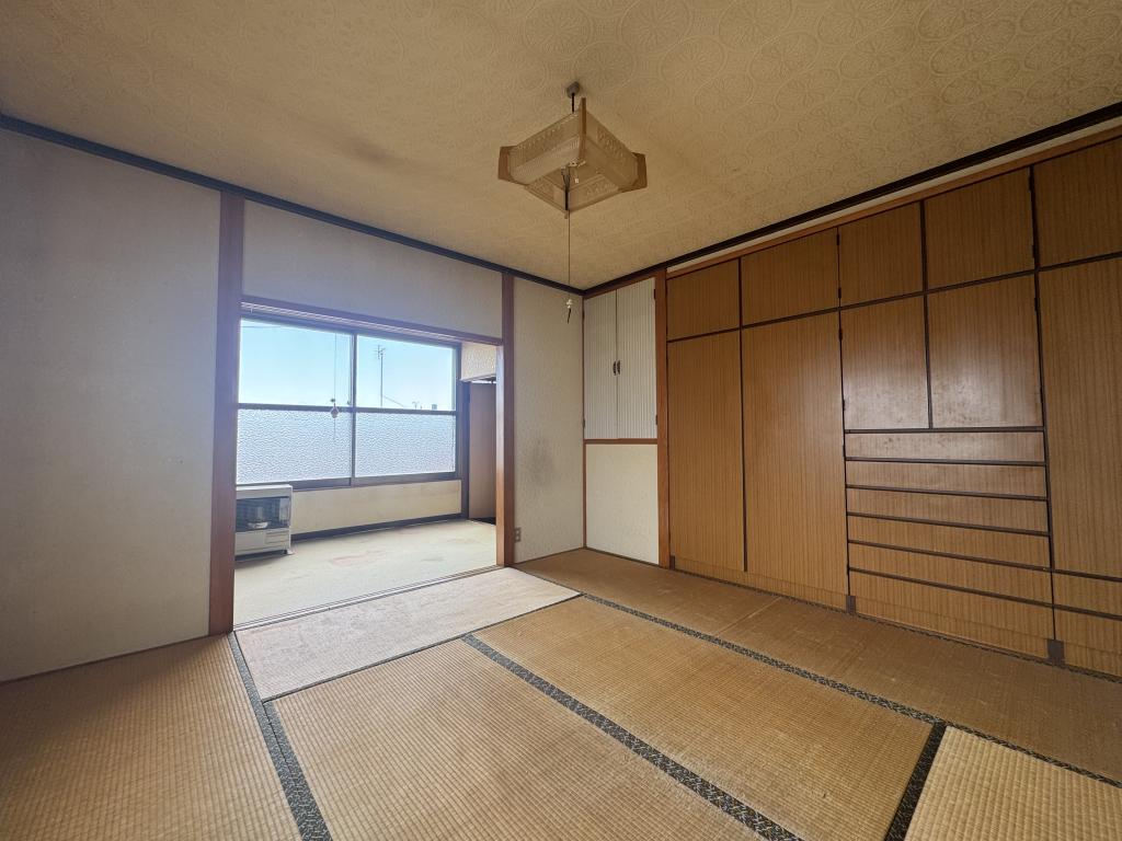 桜ケ岡6丁目　中古戸建 内観