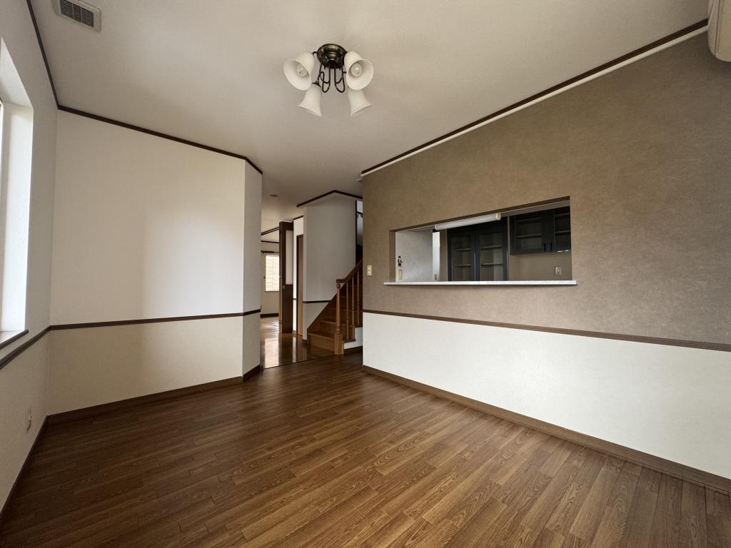 文苑2丁目　中古戸建 内観