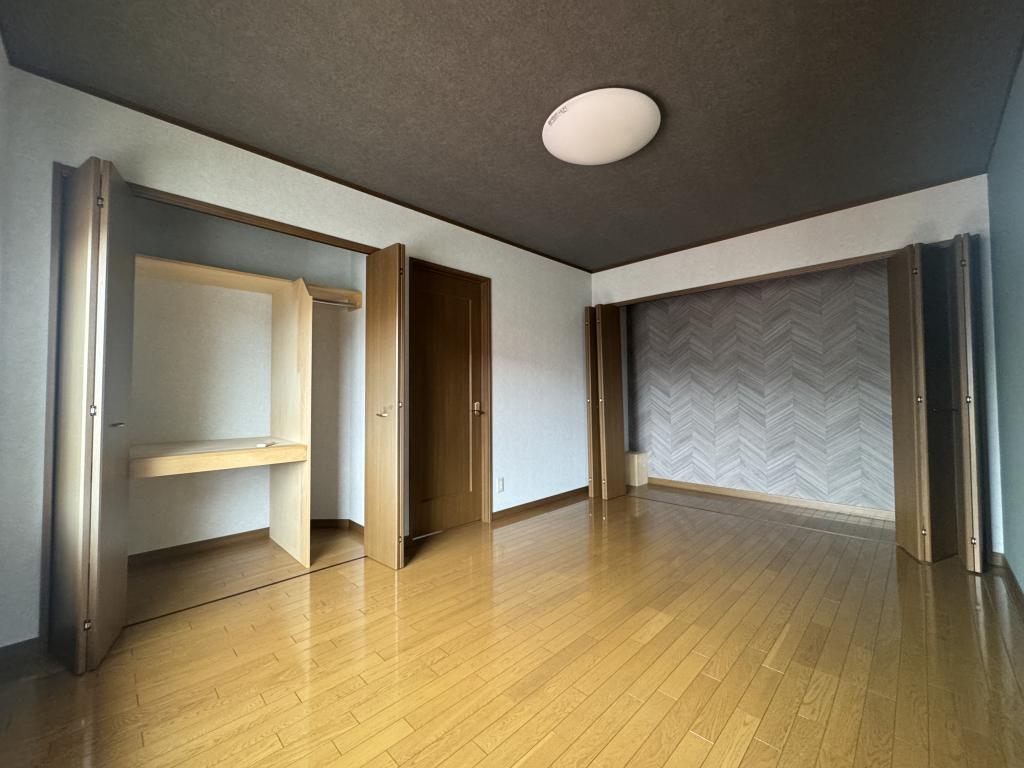 文苑2丁目　中古戸建 内観