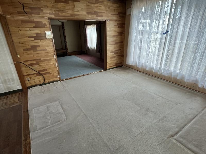釧路市桜ケ岡５丁目　中古戸建 内観