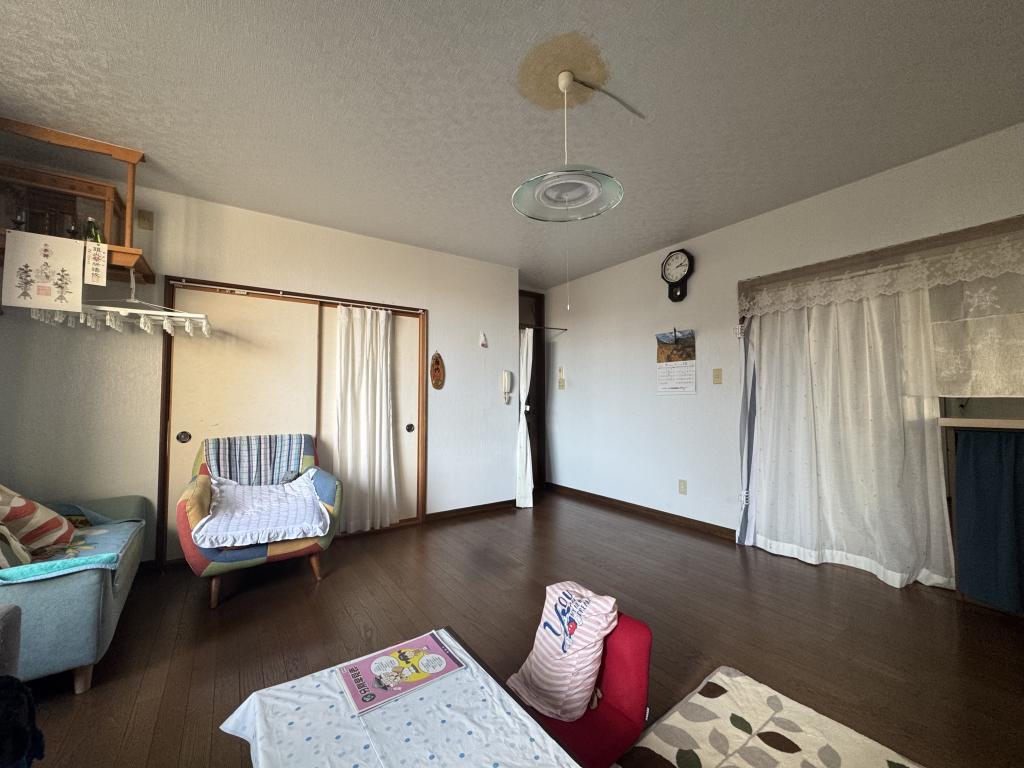 愛国西4丁目　中古戸建 内観